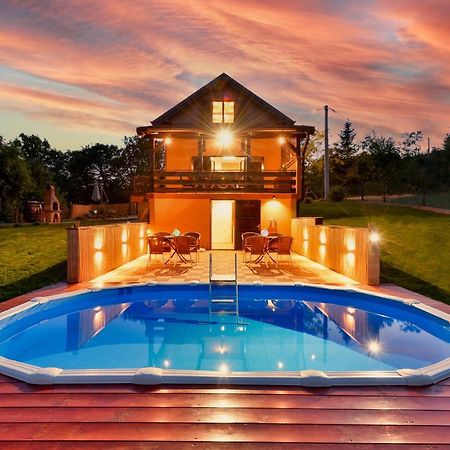 Jungle House With Private Pool And Hot Tub Villa Szentivánzelina Kültér fotó